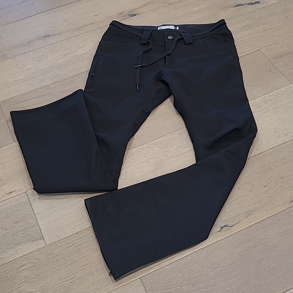 EUC L1 Premium Goods Snowboard Pants Women's sz L Heartbreaker Twill Nitro Pant